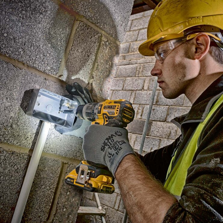 DEWALT Brushless Hammer Drill Driver Kit - With 2x Batteries, Kit Bag & Charger