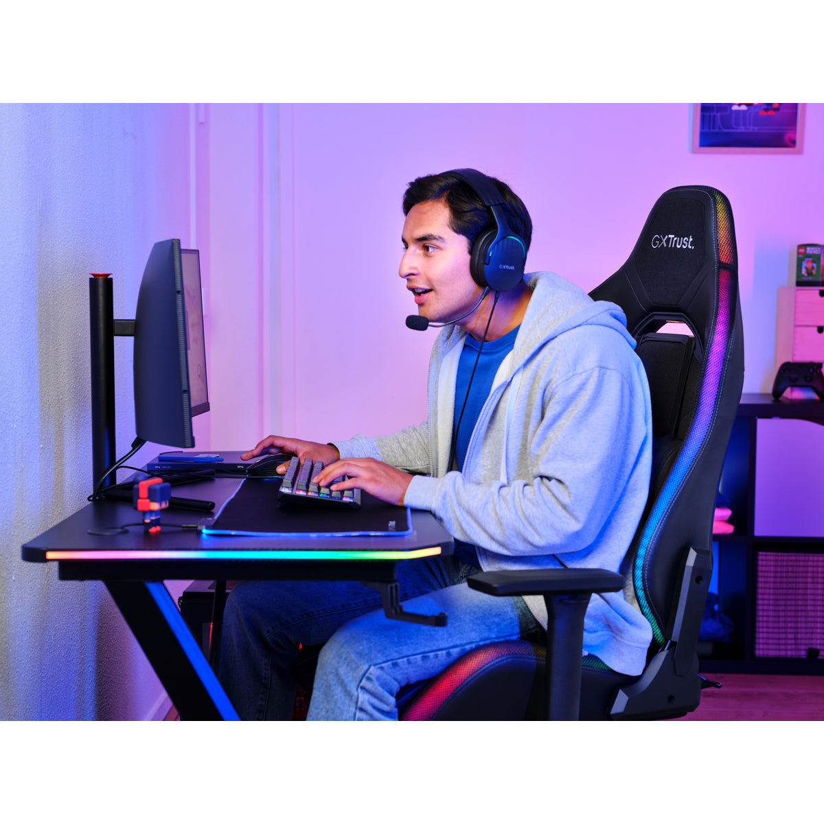 Trust GXT 719 Ruya RGB Gaming Chair 150 kg Padded Black