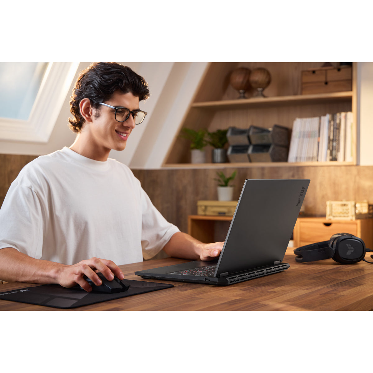 ASUS TUF Gaming A16 Gaming Laptop AMD Ryzen 9 16 Inch 16GB 1TB NVIDIA RTX 5060