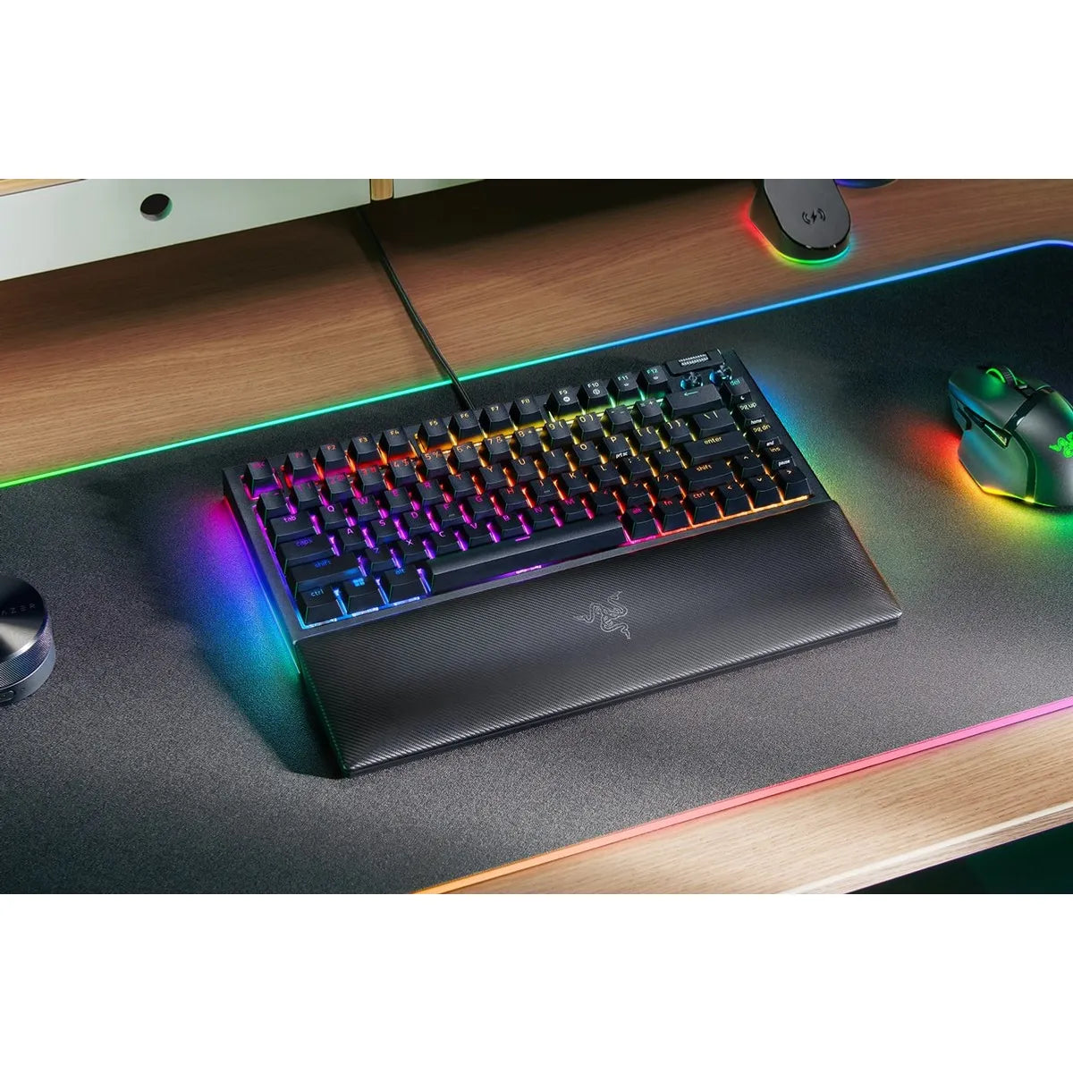 Razer BlackWidow V4 75% USB Mechanical Keyboard Chroma RGB Black