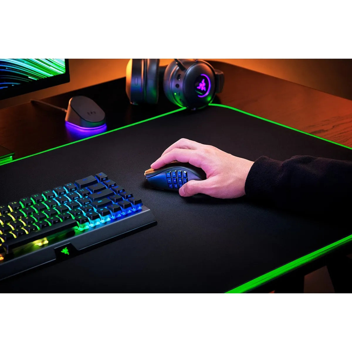 Razer Naga V2 Pro Optical Wireless Mouse, Right-hand, 30000 DPI, Black