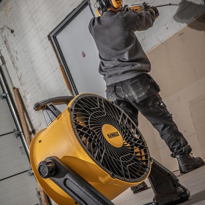 DEWALT 16 Inch Bench Top Fan