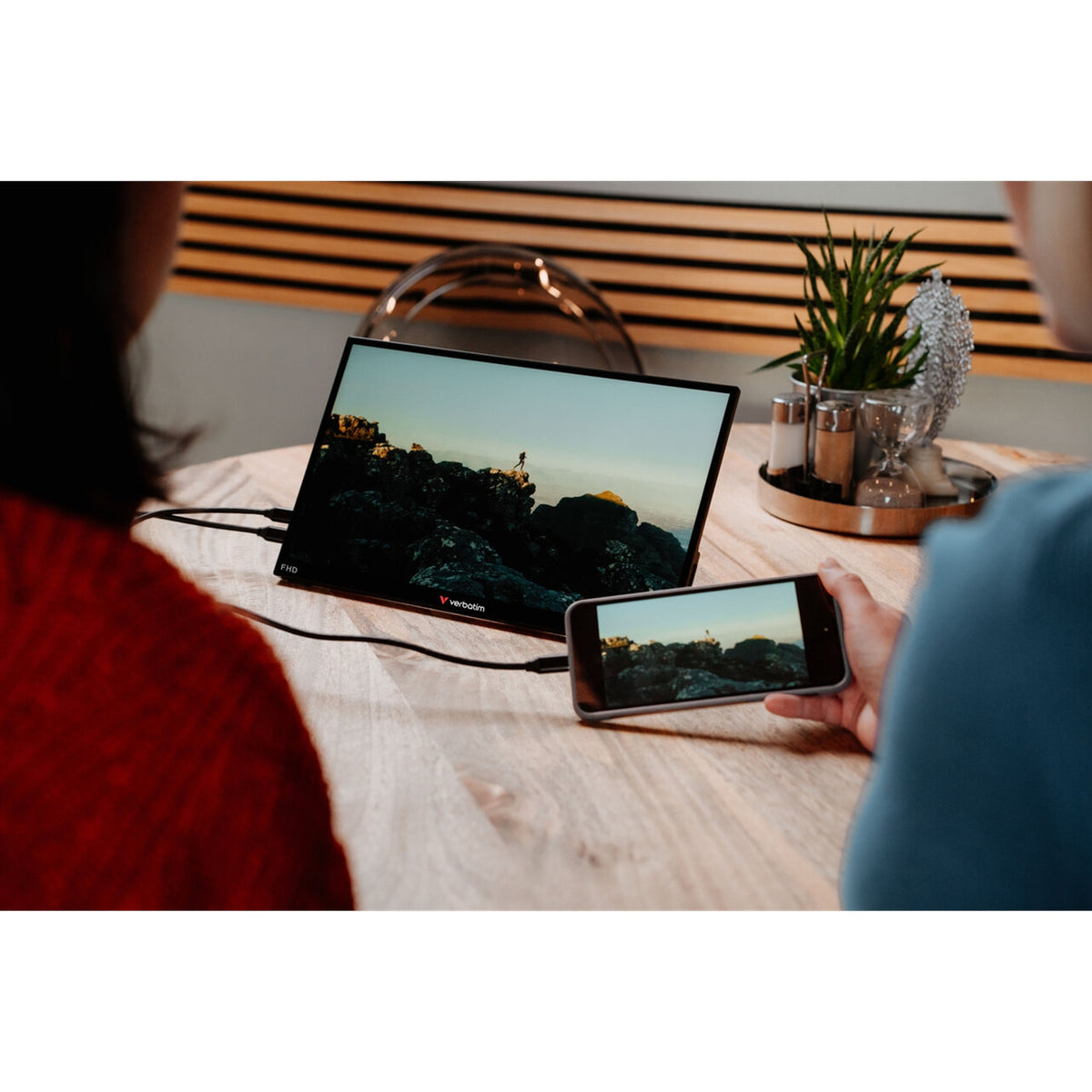Verbatim (49591) Portable 14 Inch FHD Touch Monitor ALU