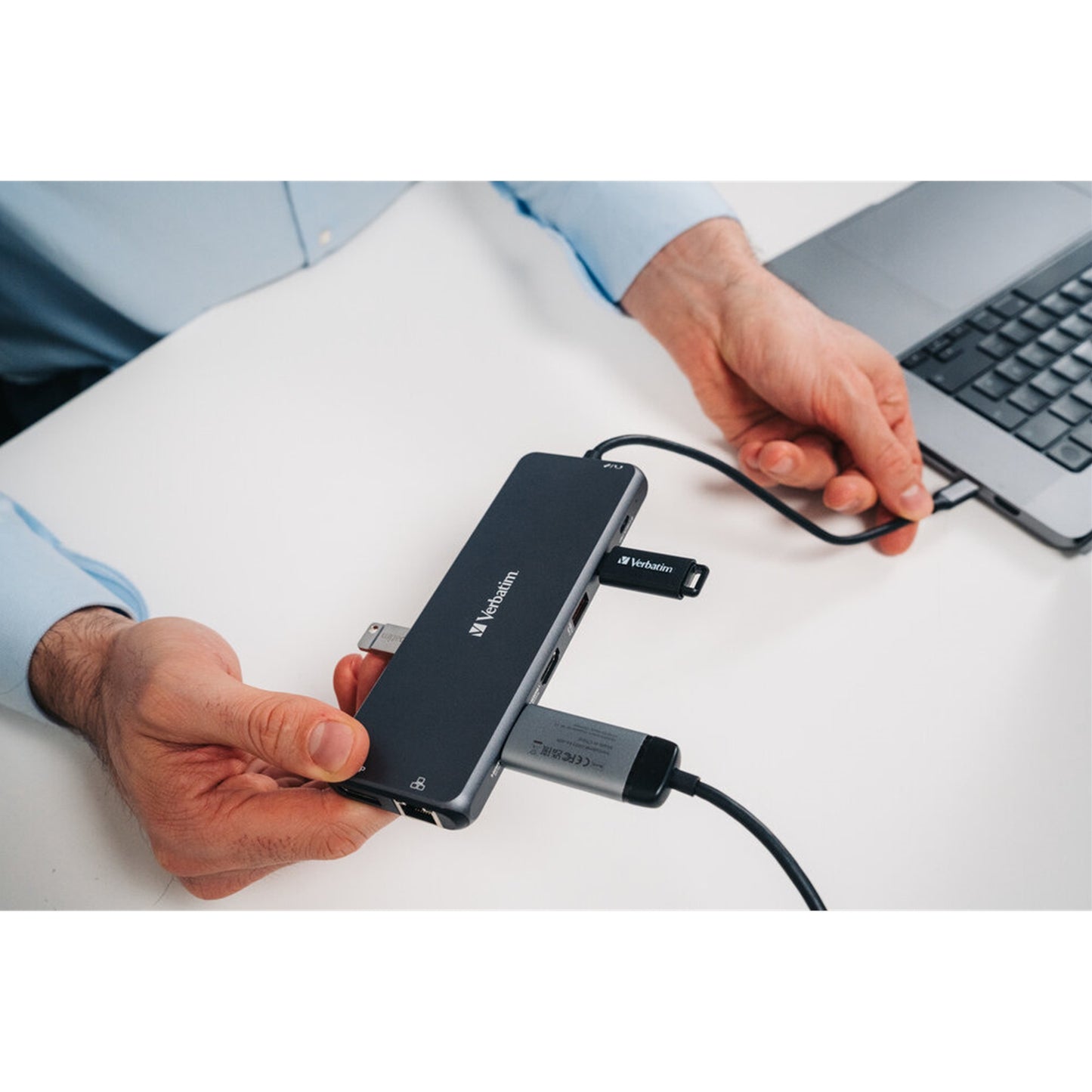 Verbatim (32153) USB-C Pro Multiport Hub 13 Port CMH-13