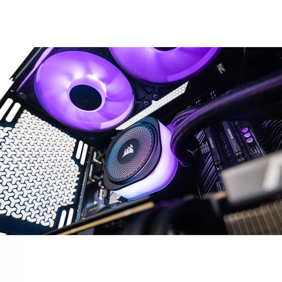 AWD-IT Frame 7 Ti AMD Ryzen 7 32GB RAM 2TB SSD NVIDIA GF RTX 5070 Ti Gaming PC