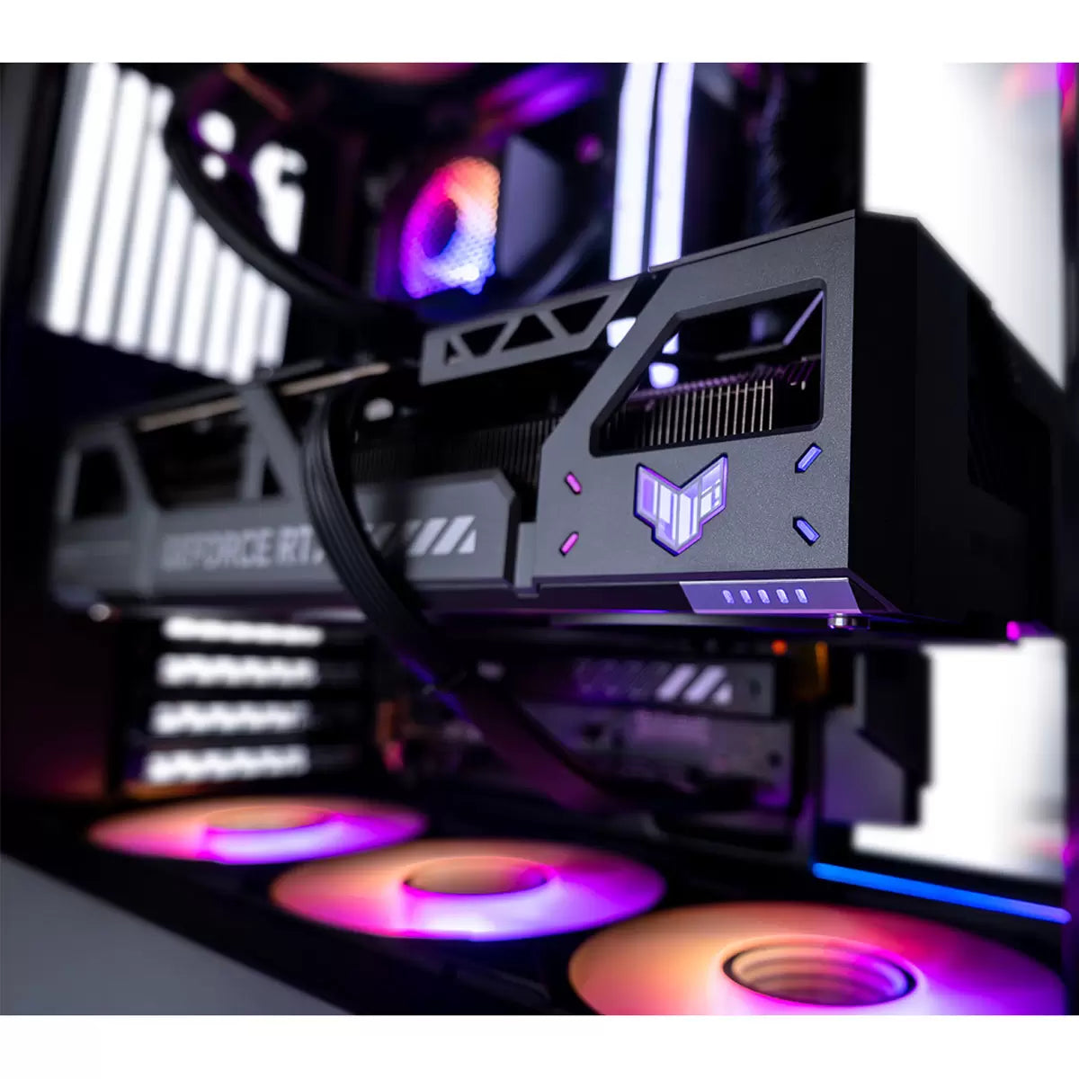 AWD-IT Evolution 9 AMD Ryzen 7 64GB RAM 2TB SSD NVIDIA GF RTX 5090 Gaming PC
