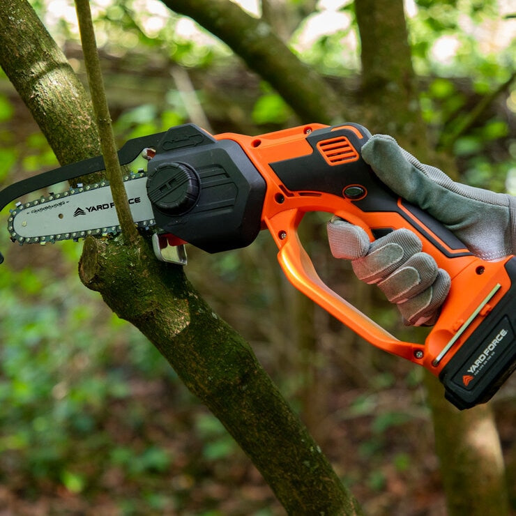 Yard Force 20V 12cm Mini Chainsaw 20V (2Ah) Battery & Charger Bundle