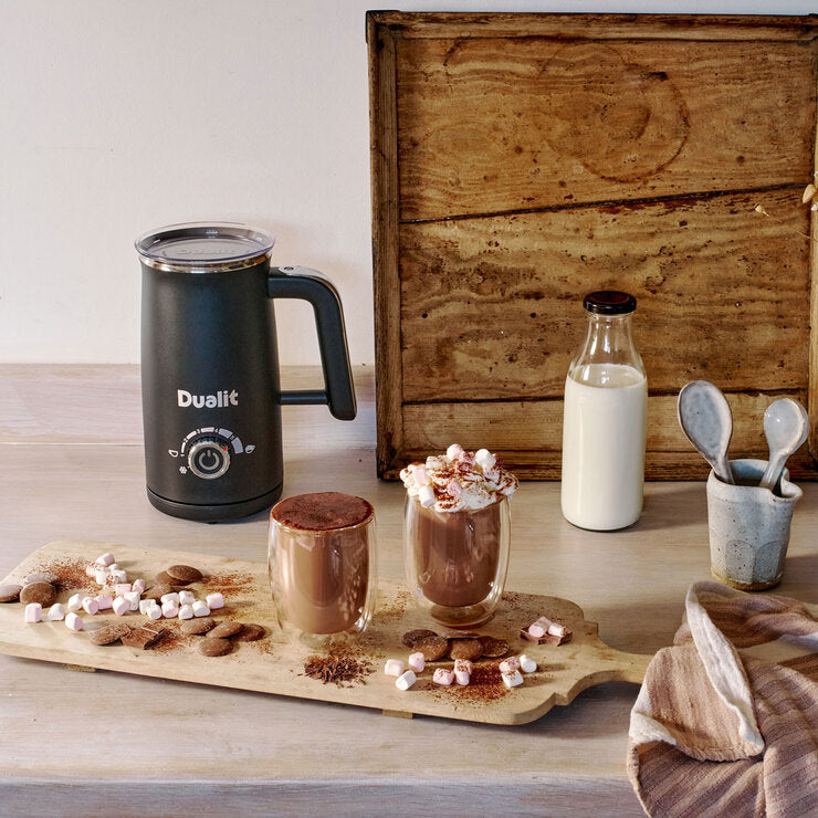Dualit Milk Frother Max with 4x Single Serve Belgian Chocolate Sachets
