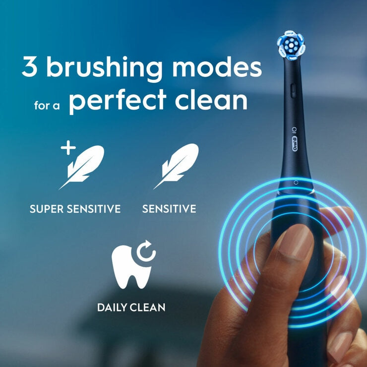 Oral-B iO2 Electric Toothbrush & Travel Case, Black
