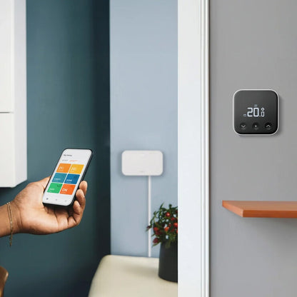 Tado Wireless Smart Thermostat Multi Room Starter Kit & 2 Thermostatic Valves