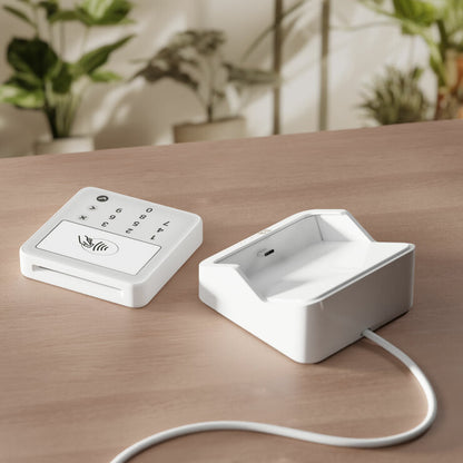 SumUp Solo Lite Card Reader & Charging Station