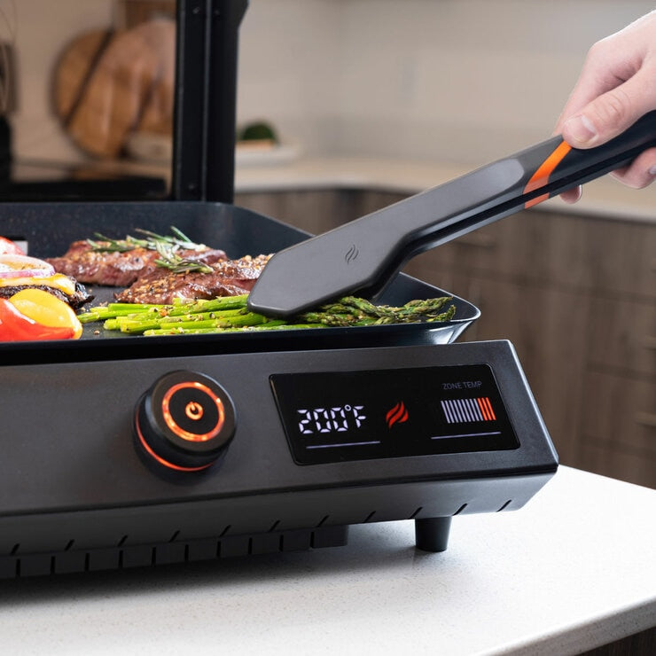 Blackstone E-Series 17 Inch Tabletop Electric Griddle with Hood