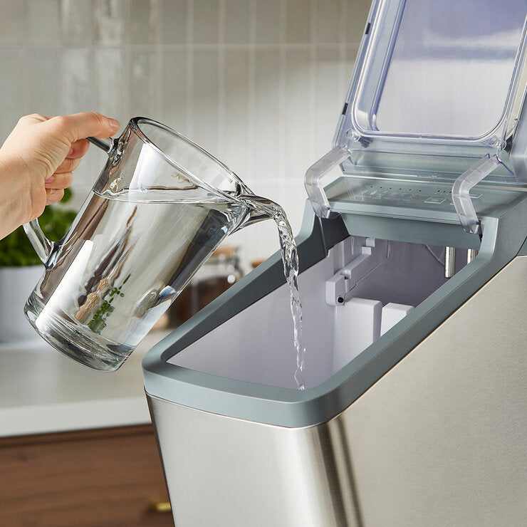 Morphy Richards FrostPro 15kg Bullet Ice Maker in Silver