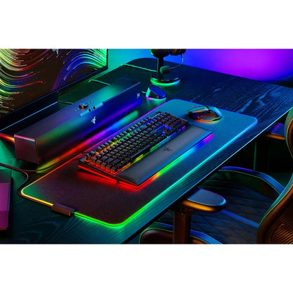 Razer BlackWidow V4 Pro Full-size (100%) Mechanical Gaming Keyboard Black